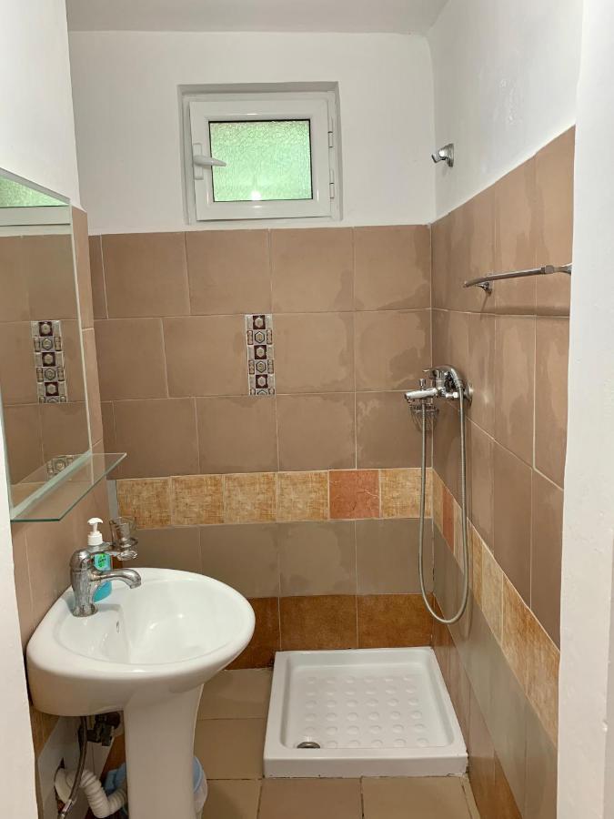 Vaso Apts Saranda Kültér fotó